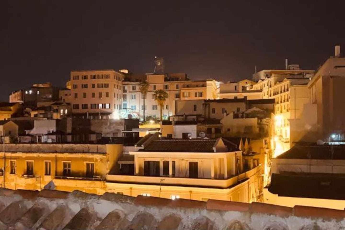 My Exclusive Cavour Loft Da Sogno A Cagliari Apartment ภายนอก รูปภาพ