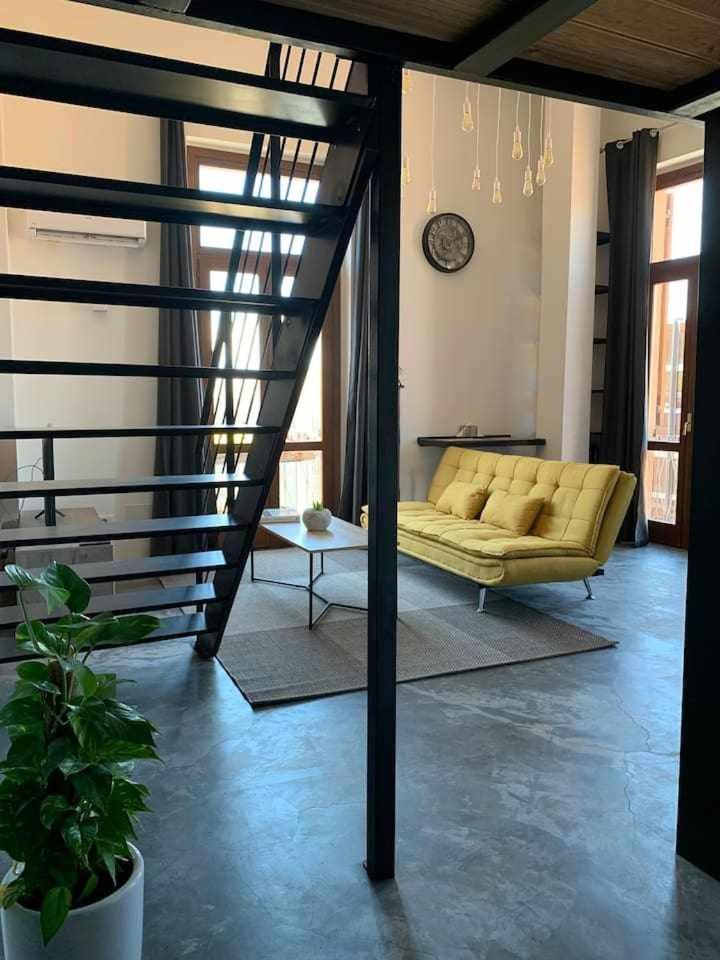 My Exclusive Cavour Loft Da Sogno A Cagliari Apartment ภายนอก รูปภาพ