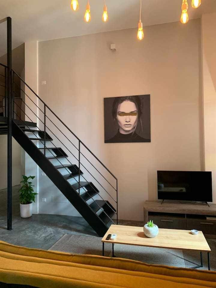 My Exclusive Cavour Loft Da Sogno A Cagliari Apartment ภายนอก รูปภาพ