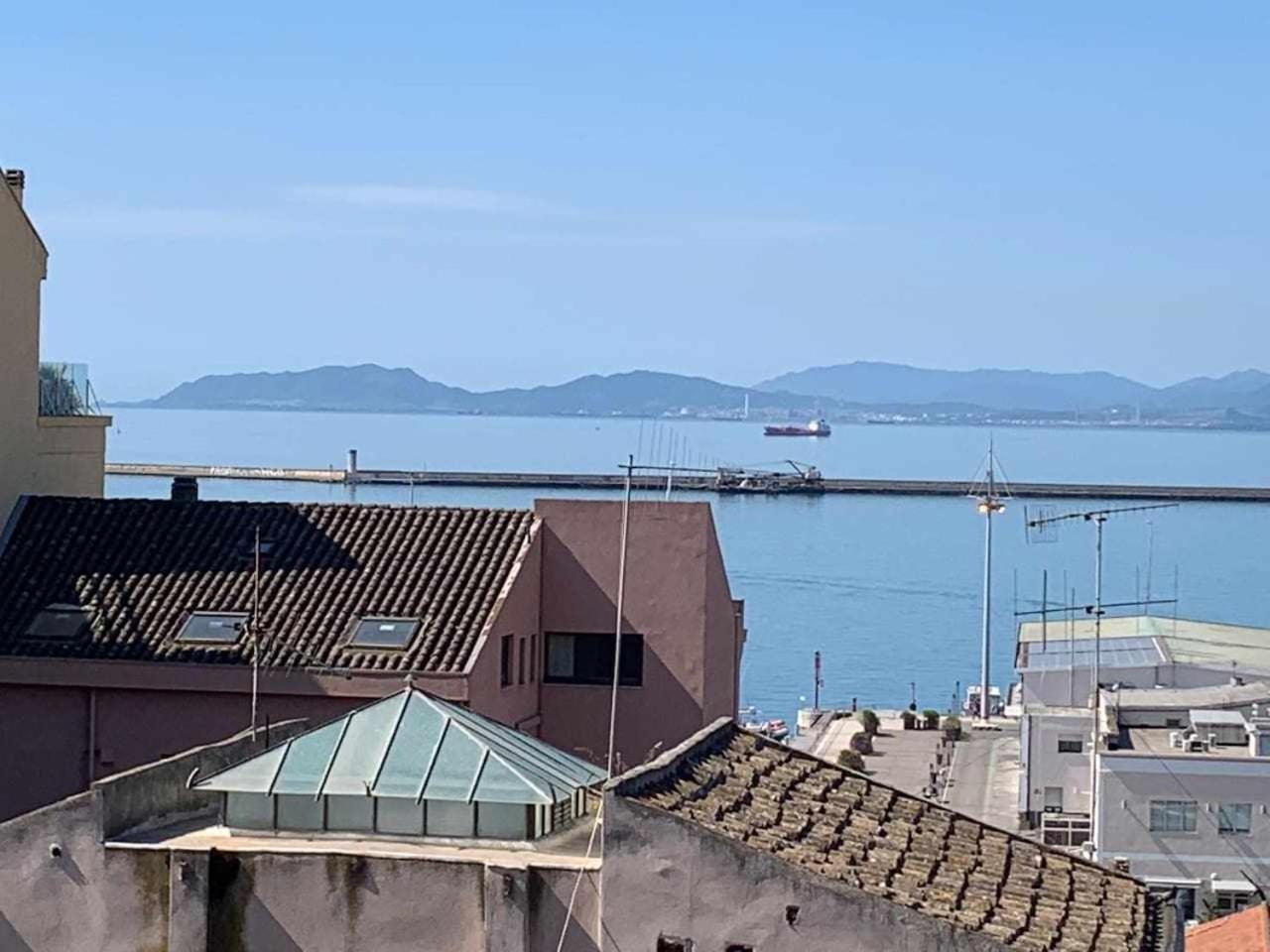 My Exclusive Cavour Loft Da Sogno A Cagliari Apartment ภายนอก รูปภาพ