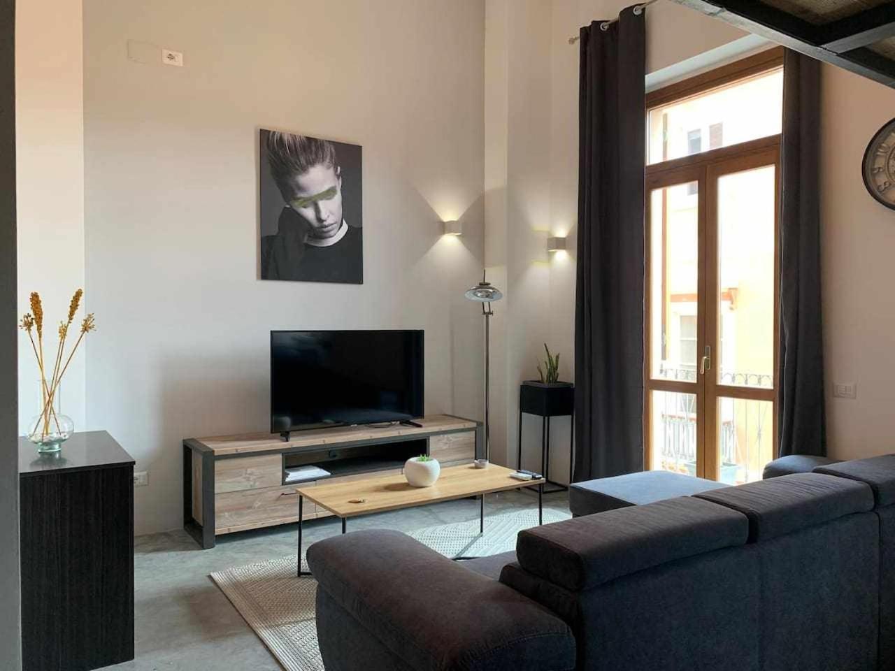 My Exclusive Cavour Loft Da Sogno A Cagliari Apartment ภายนอก รูปภาพ