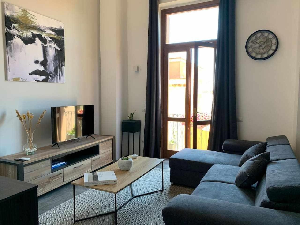 My Exclusive Cavour Loft Da Sogno A Cagliari Apartment ภายนอก รูปภาพ